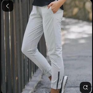 Zyia Light Gray Jogger Pants